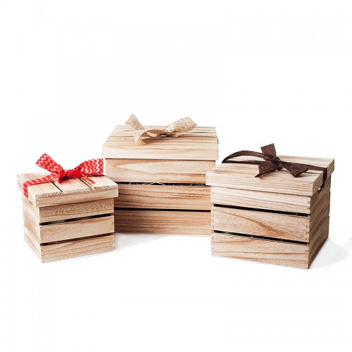 Caja de madera mediana vacia para regalo